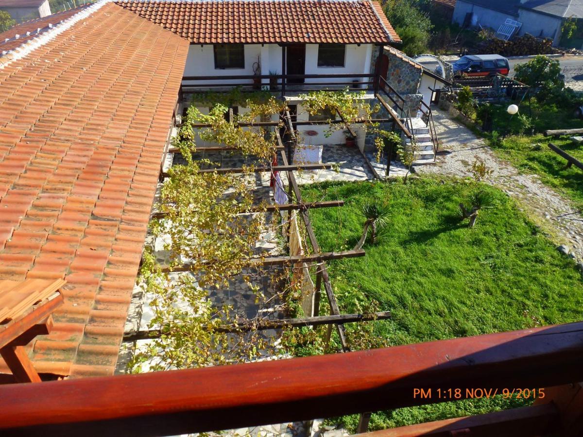 Sinemoria Apartment Sinemoretz Exterior photo